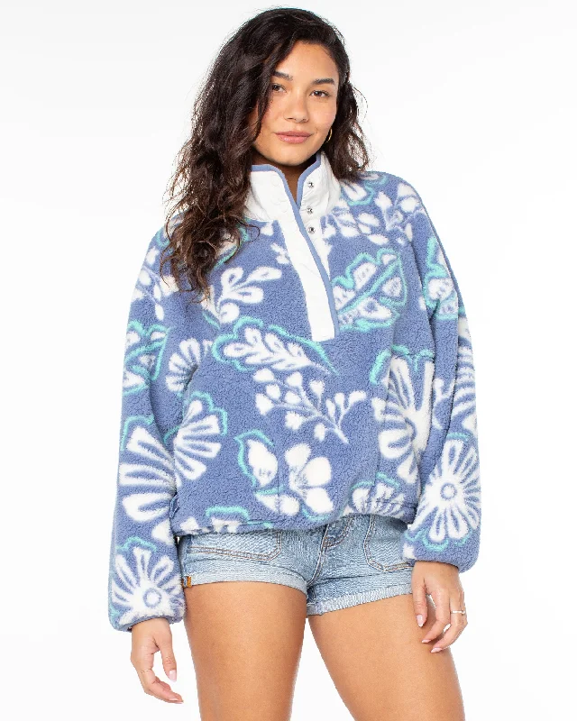 Kipsie Solid Fleece Sweater - Infinity Blue